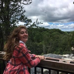 Meet your Posher, Allyson